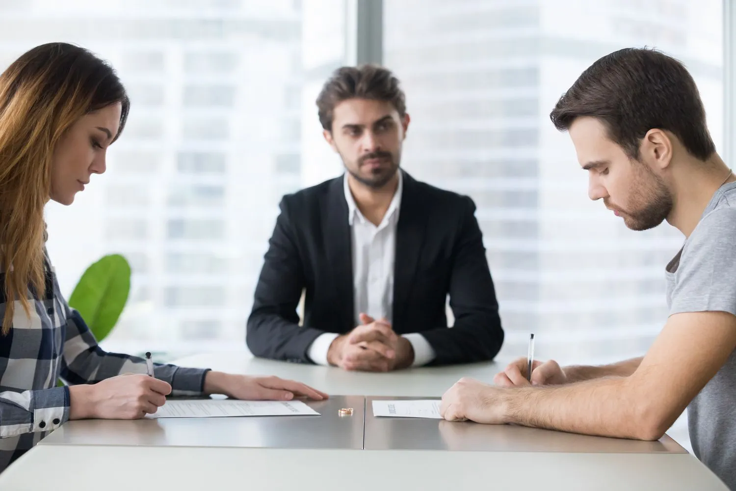 How EH Mediation Guides Couples Toward Fair and Balanced Outcomes High Wycombe